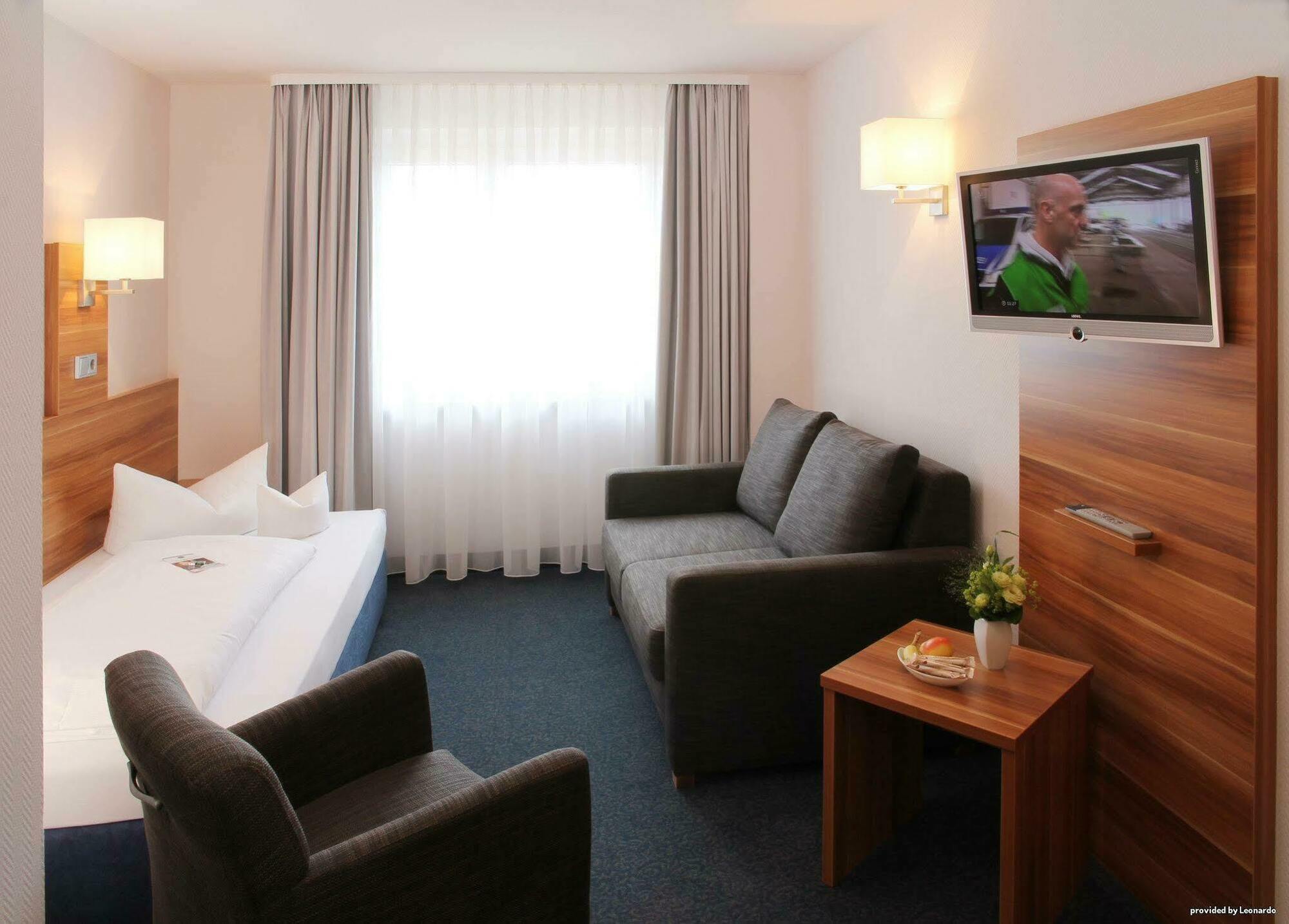 Best Western Blankenburg Hotel Coburg Room photo